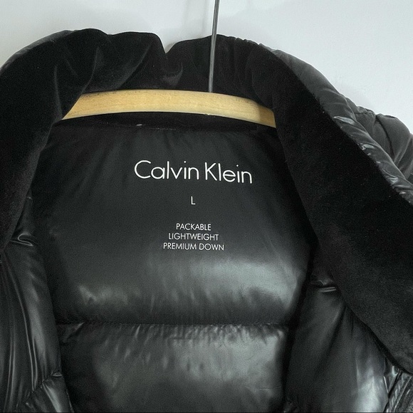 CALVIN KLEIN Hooded Puffer Coat Quilted and Packable - Sz. Large - Picture 7 of 15